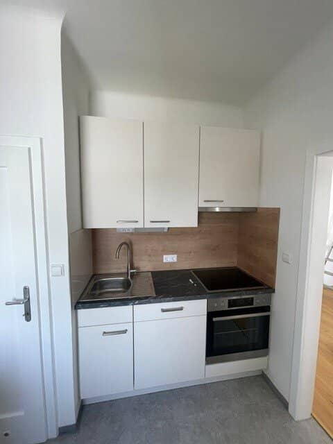 renovated condominium near Elisabethinen