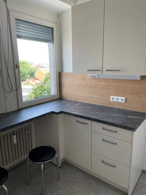 renovated condominium near Elisabethinen