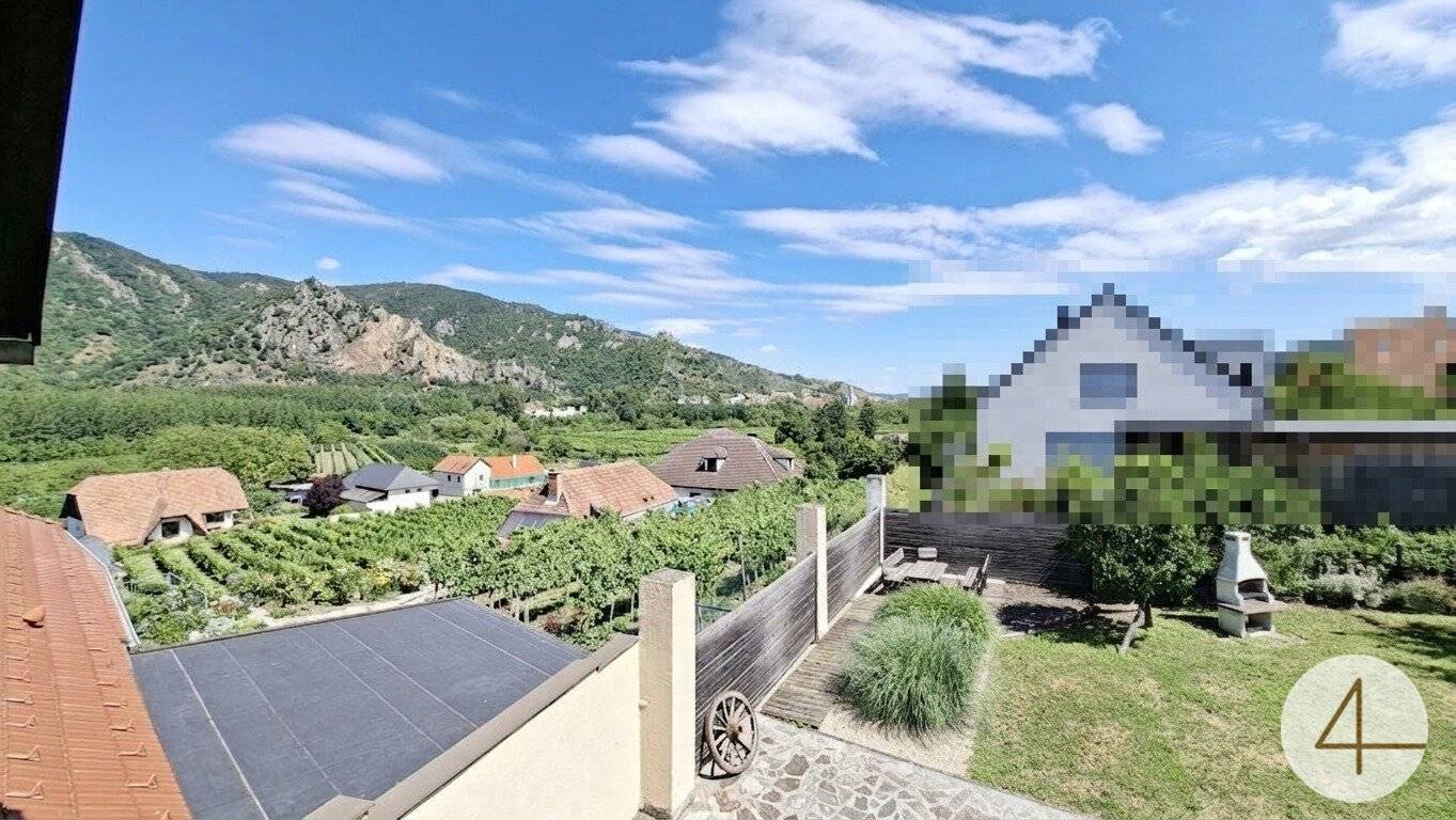 Mehrfamilienhaus in der Wachau mit direktem Blick auf Donau und Dürnstein