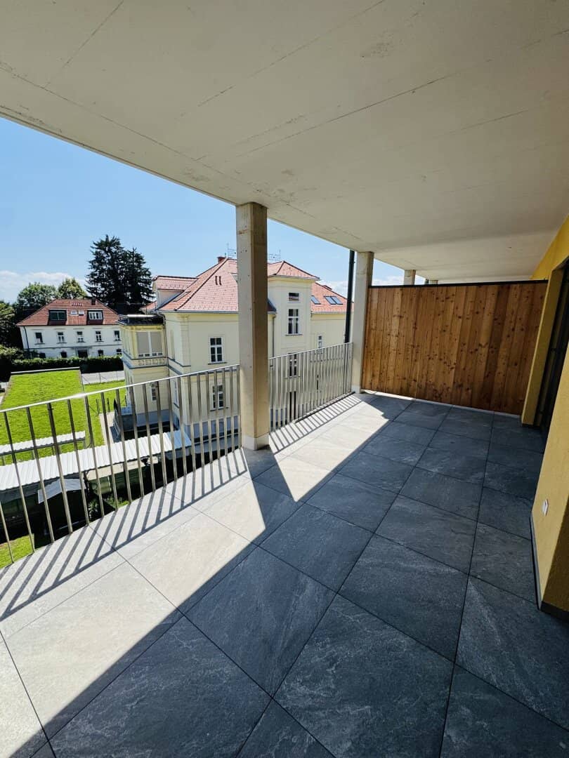 Splendid balcony apartment with underground parking space near the main square in Kalsdorf