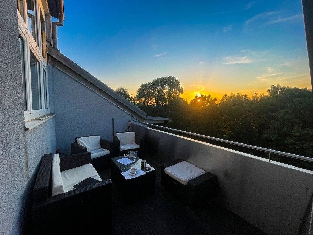 Dachgeschosswohnung in ruhiger Wohnlage – mit großer Terrasse und idealer Infrastruktur