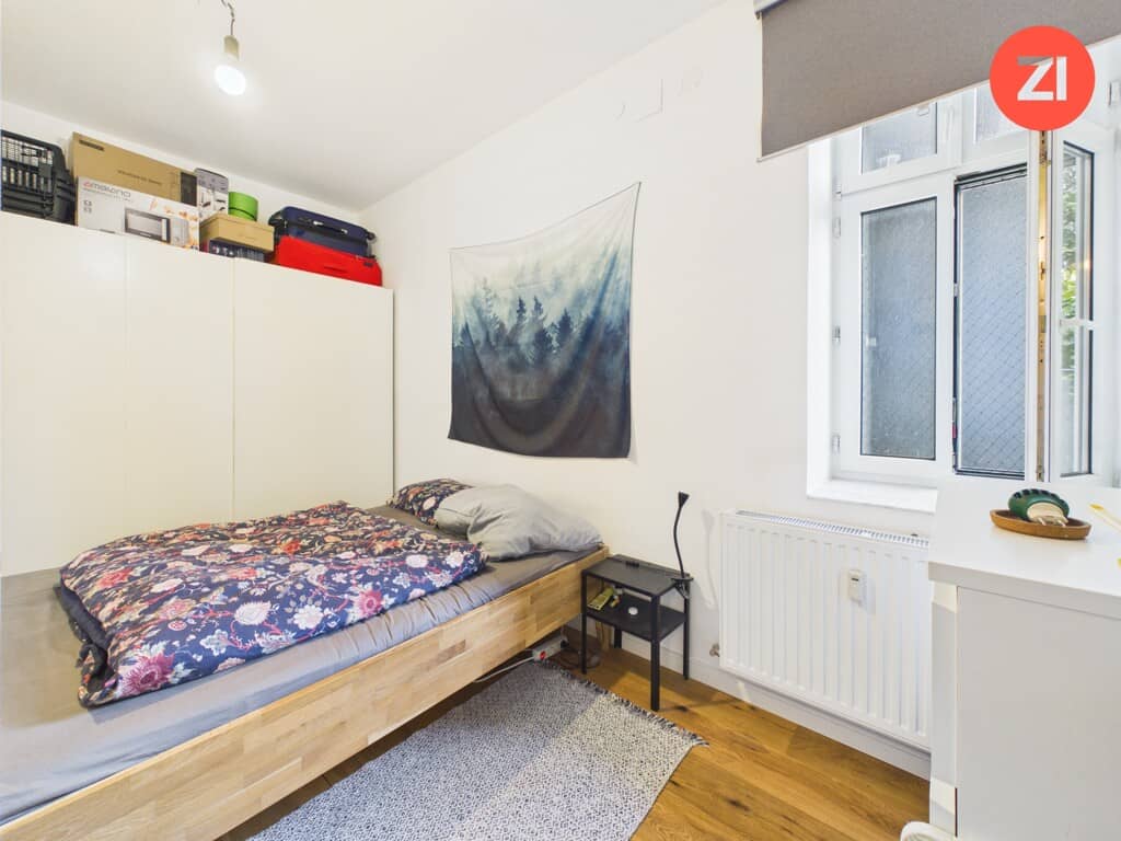 Charmante Altbauwohnung mit Einbauküche in ruhiger Innenhoflage