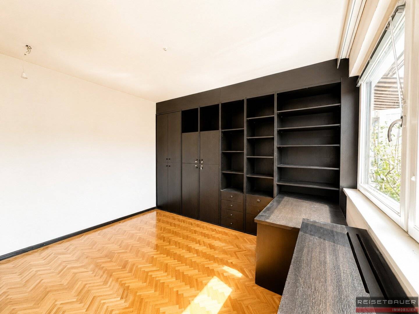 Attic apartment with dreamy natural scenery in 1170 Vienna