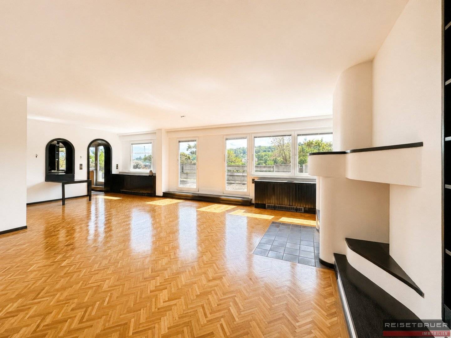 Attic apartment with dreamy natural scenery in 1170 Vienna