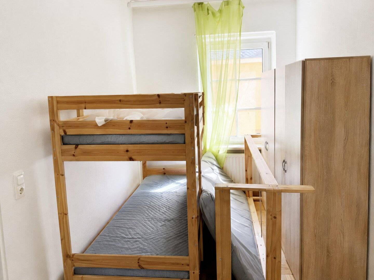 Sanierungsbedürftige vermietete 2-Zimmer Eigentumswohnung in Enns