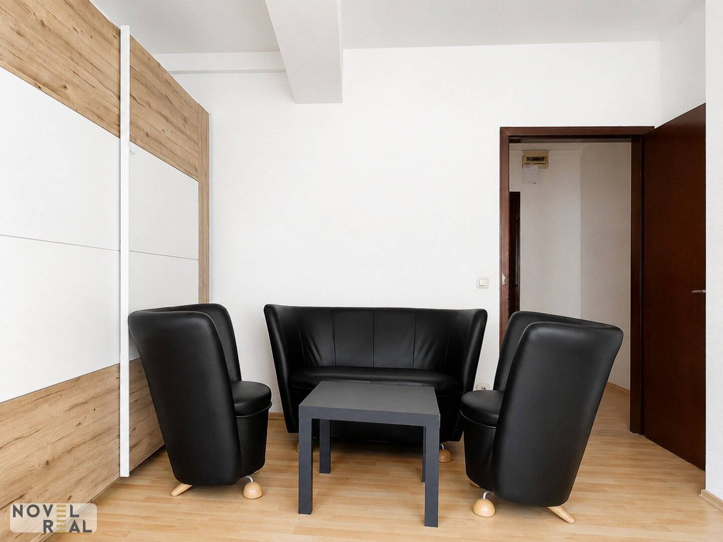 Attractive 2-room apartment with lift in prime location near Schönbrunn Palace