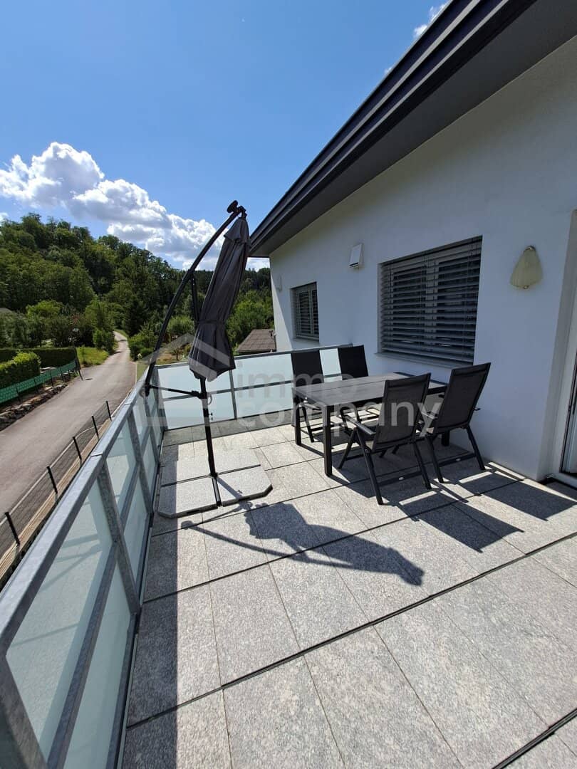 Modern 2-room terrace apartment with garden &amp; parking space in Loosdorf, like new and bright!