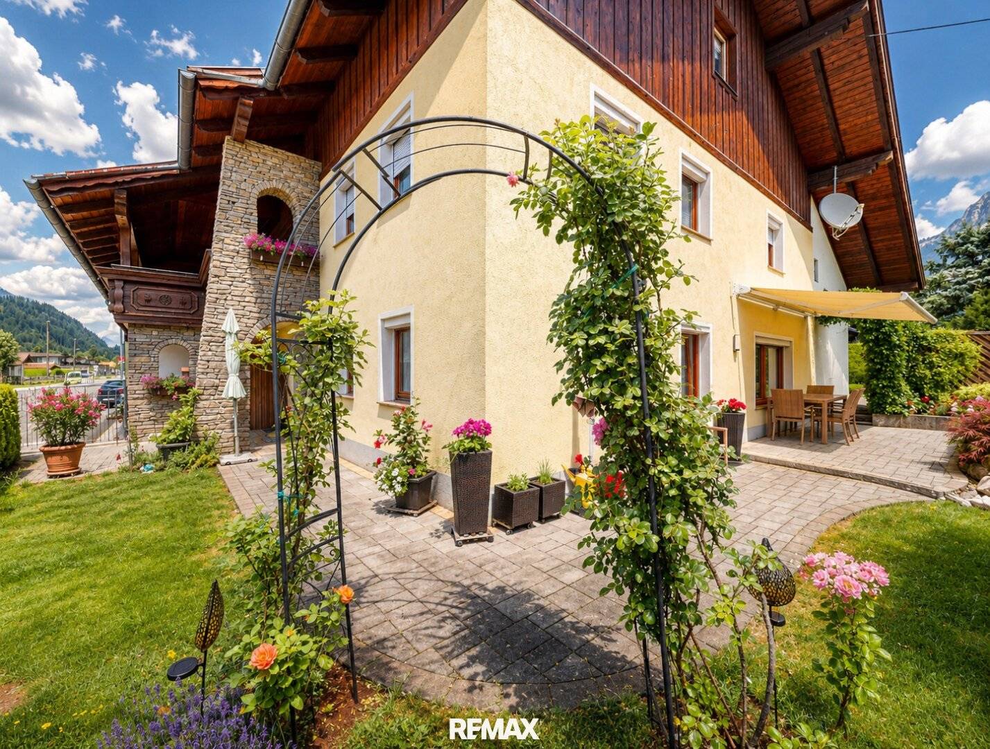 Viel Platz, viele Möglichkeiten – Mehrfamilienhaus auf 1.700 m² Bauland!