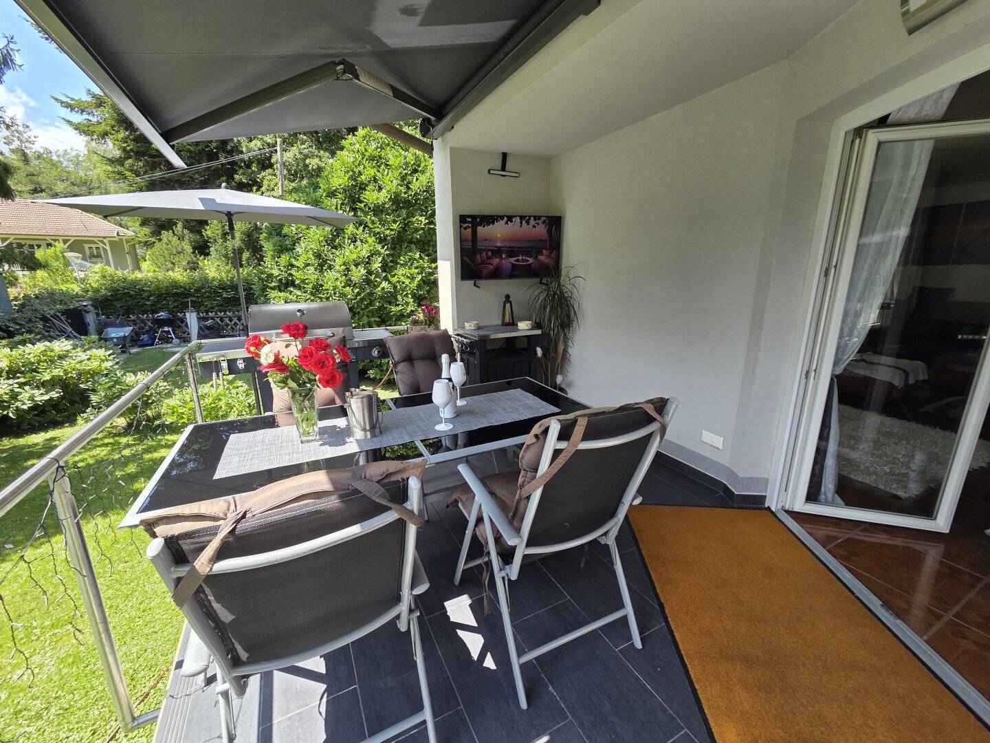 Wohnen wie im Urlaub – stilvolles Einfamilienhaus mit Pool, Wellnessbereich und Doppelgarage nahe Wien