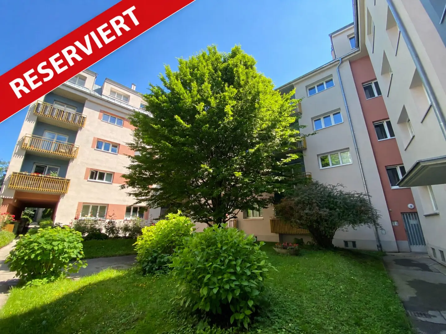 NEUWERTIG + HOFRUHELAGE + LOGGIA + nahe SCHLOSS SCHÖNBRUNN + BEFRISTET vermietet!