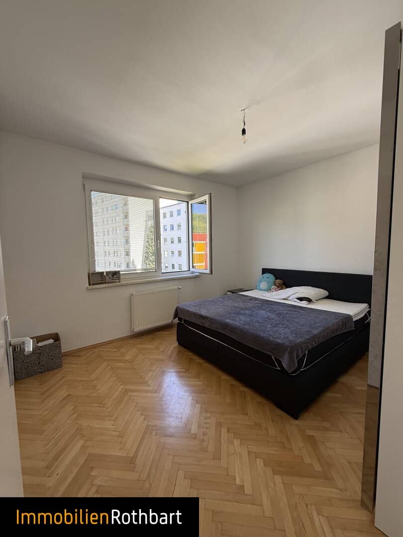 Gemütliche 2-Zimmer-Wohnung mit Balkon und Fernblick