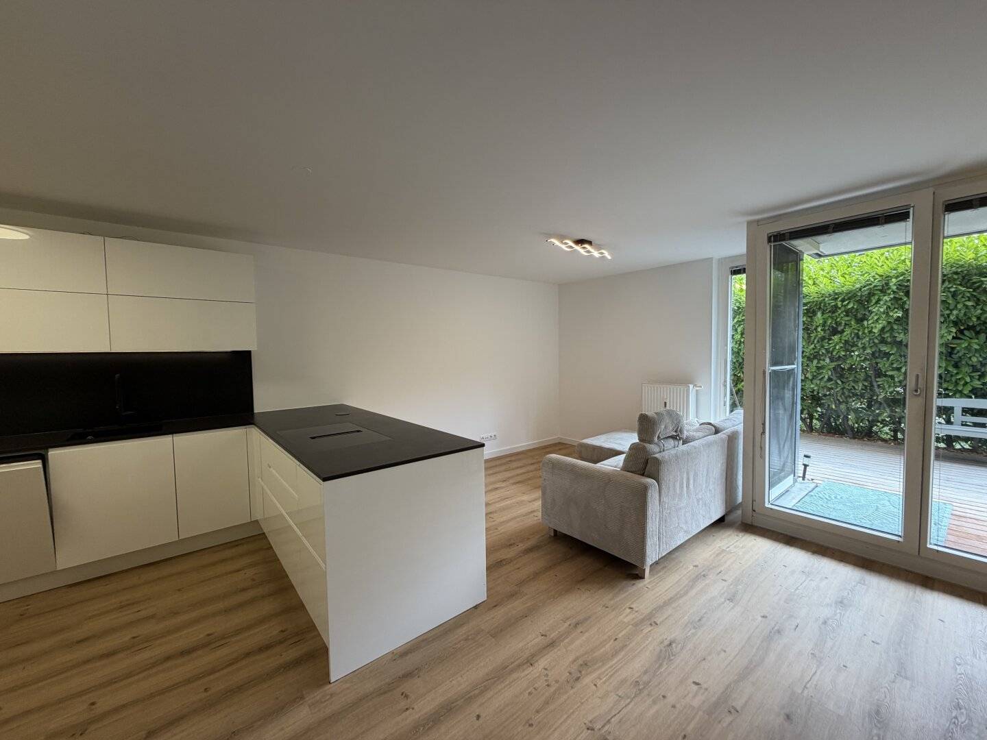3-room garden apartment (near U3 Kendlerstraße)