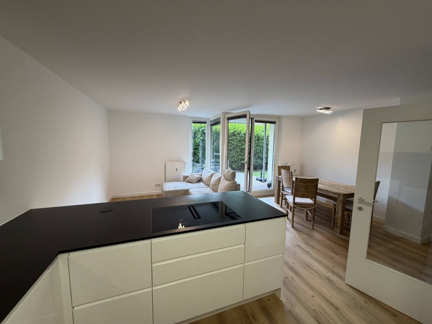 3-room garden apartment (near U3 Kendlerstraße)