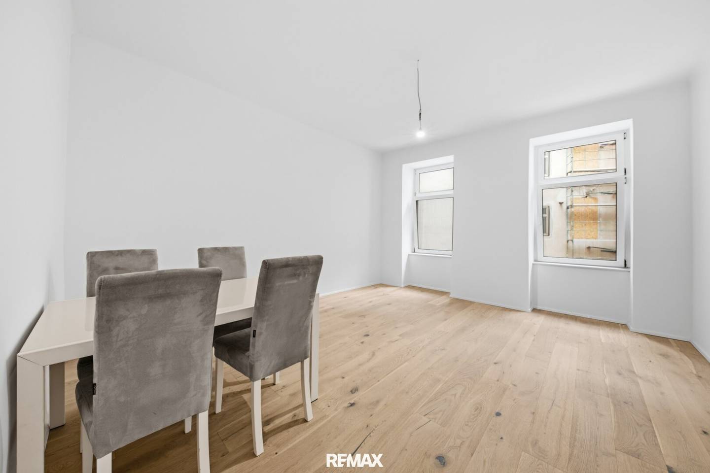 First occupancy after full renovation: High-quality 2-room apartment in a quiet prime location of the 2nd district