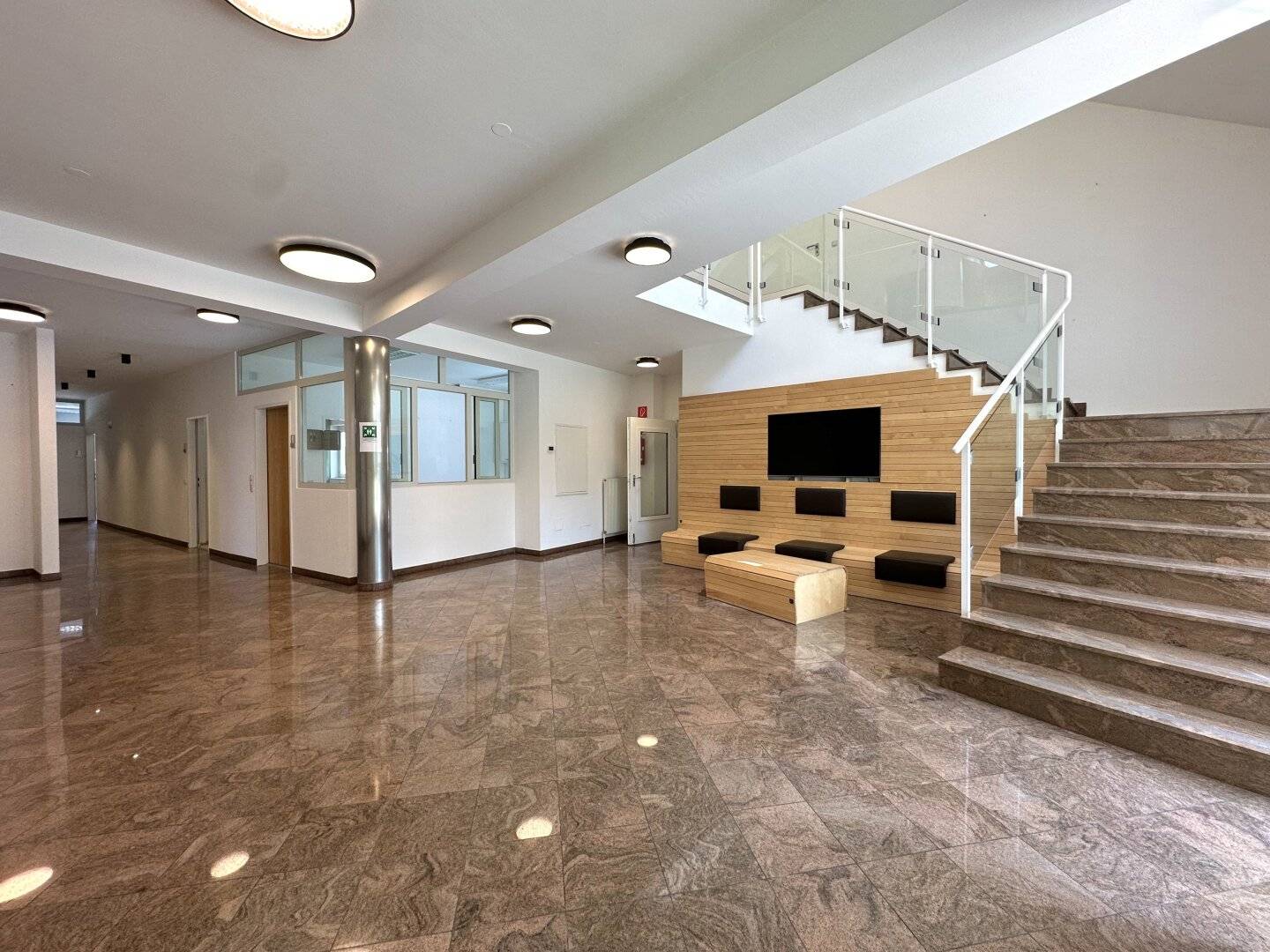 Commission-free commercial property - land and existing building