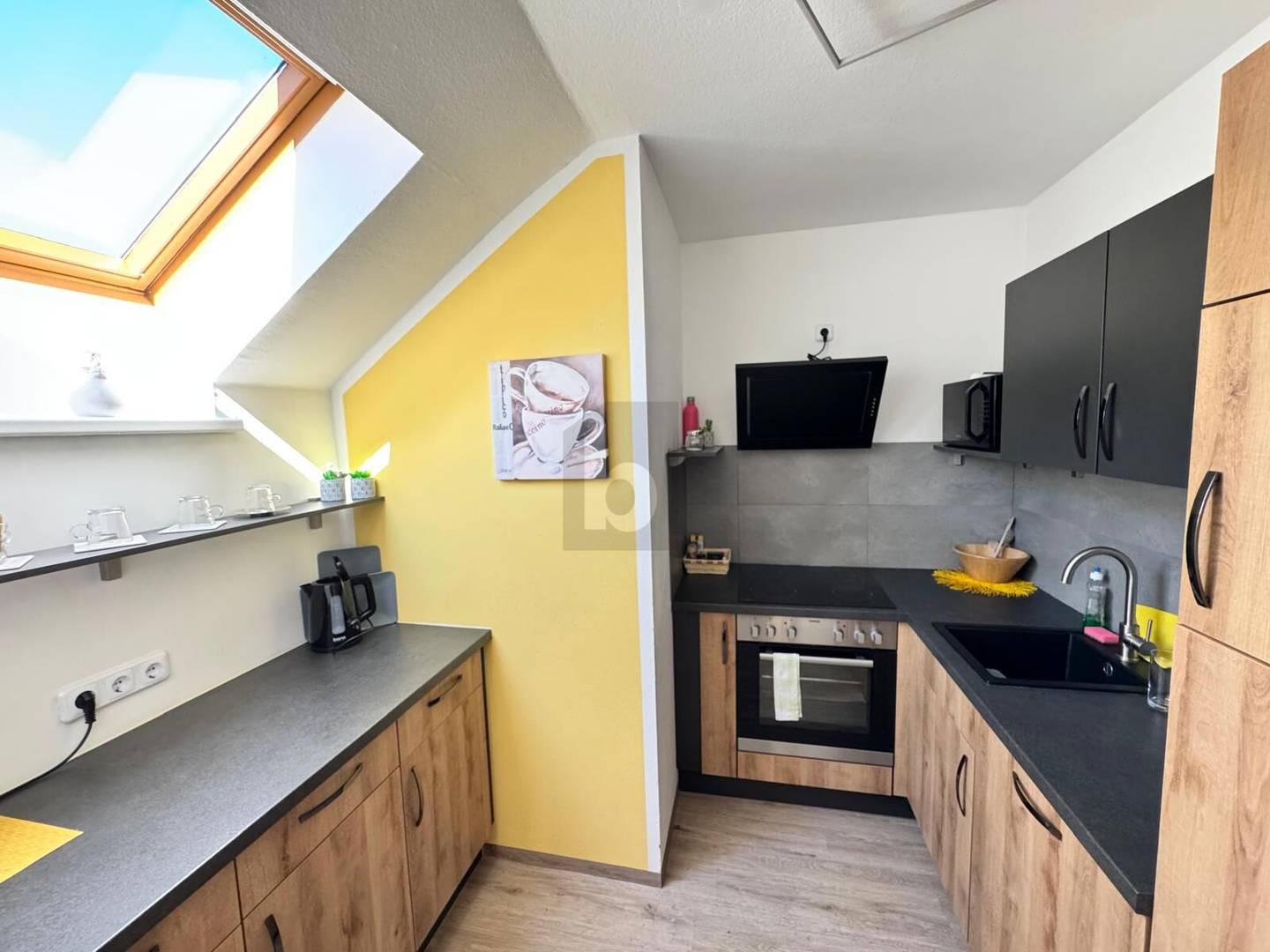 Helle Wohnung mit unverbaubarem Seeblick und Loggia
