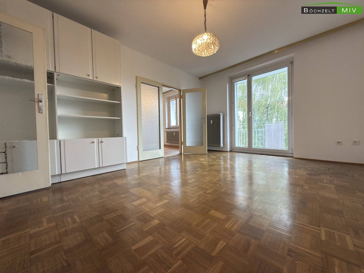 Helle 4-Zimmer-Wohnung mit zwei Balkonen, Lift &amp; neuer Küche in ruhiger Lage von Knittelfeld