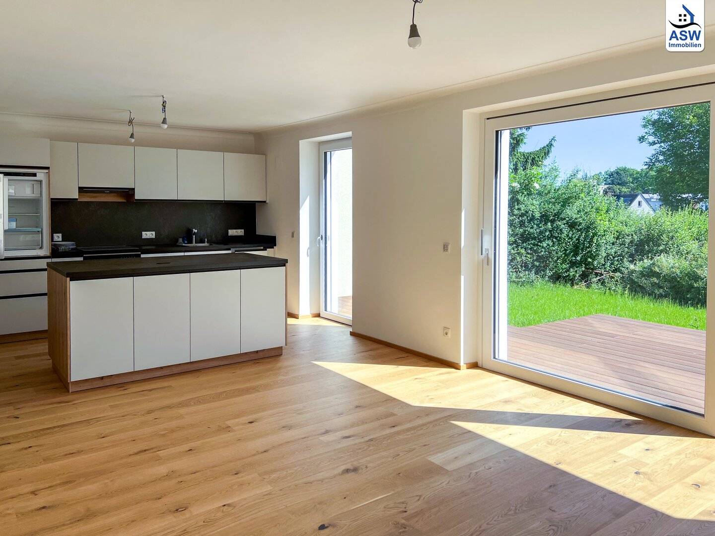 Stilvoll sanierte Doppelhaushälfte mit ca. 130 m2 und großem Garten in Linz/Keferfeld
