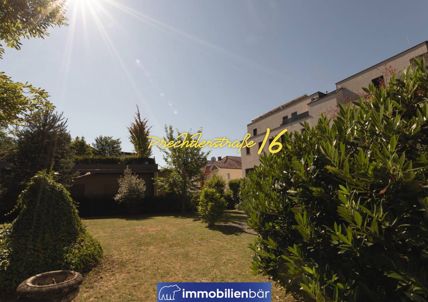 LIVE LIKE IN A HOUSE | Villa apartment with large garden in the city centre