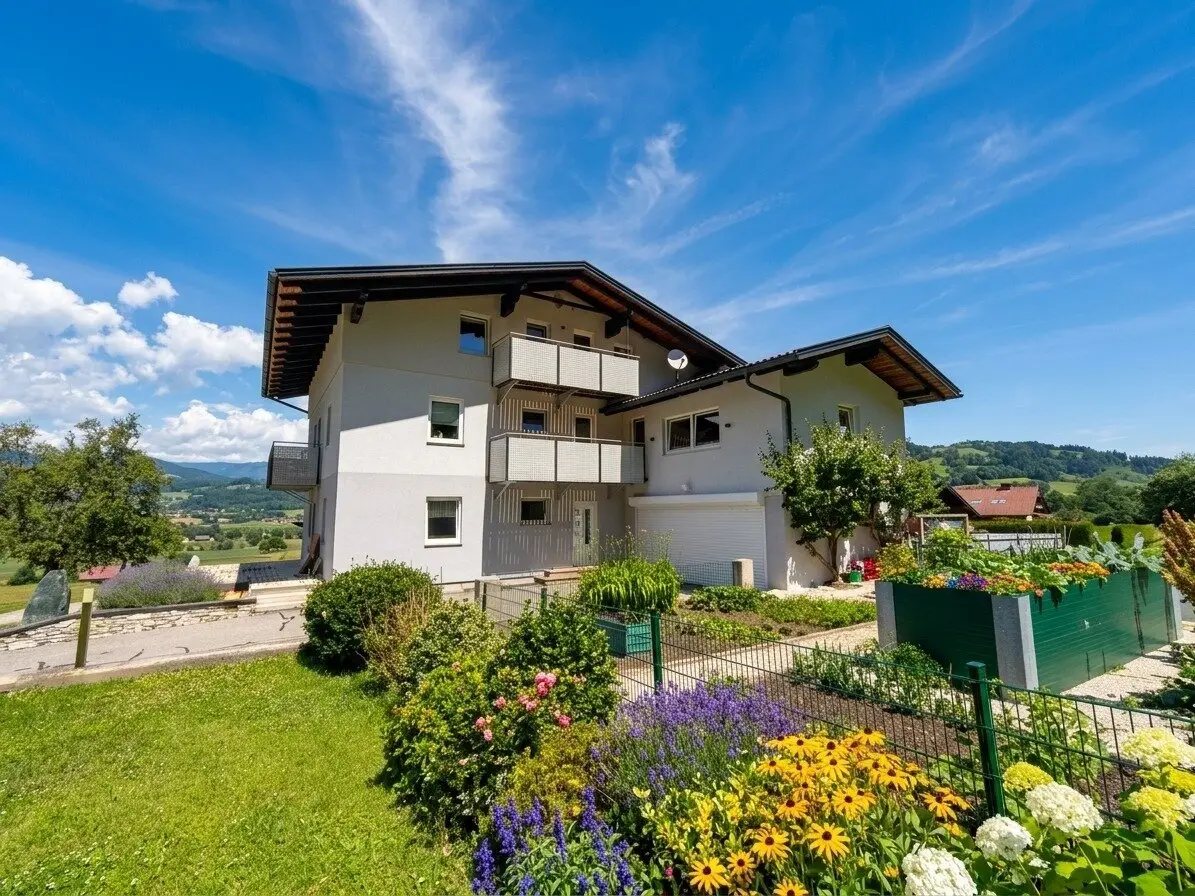 Landhaus in Aussichtslage Nahe Ossiacher See!