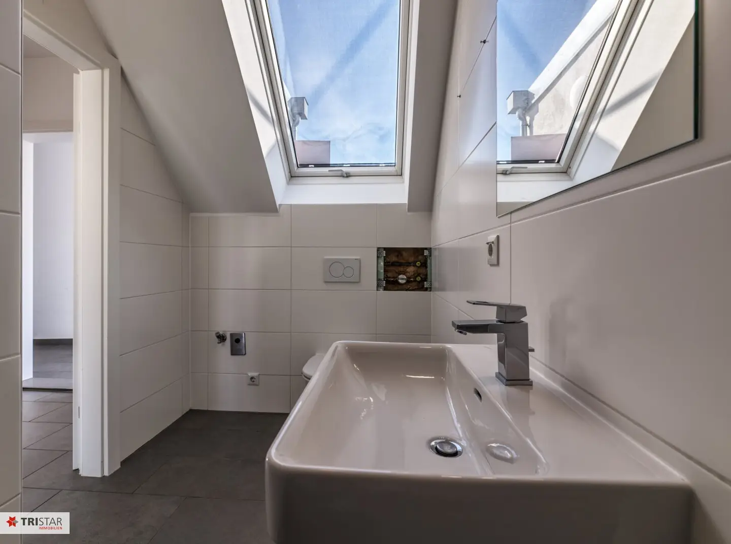 NEW 2 NEW BUILD ATTIC APARTMENTS U6 JÄGERSTRASSE 1200 VIENNA FOR INVESTORS &amp; OWNER OCCUPIERS