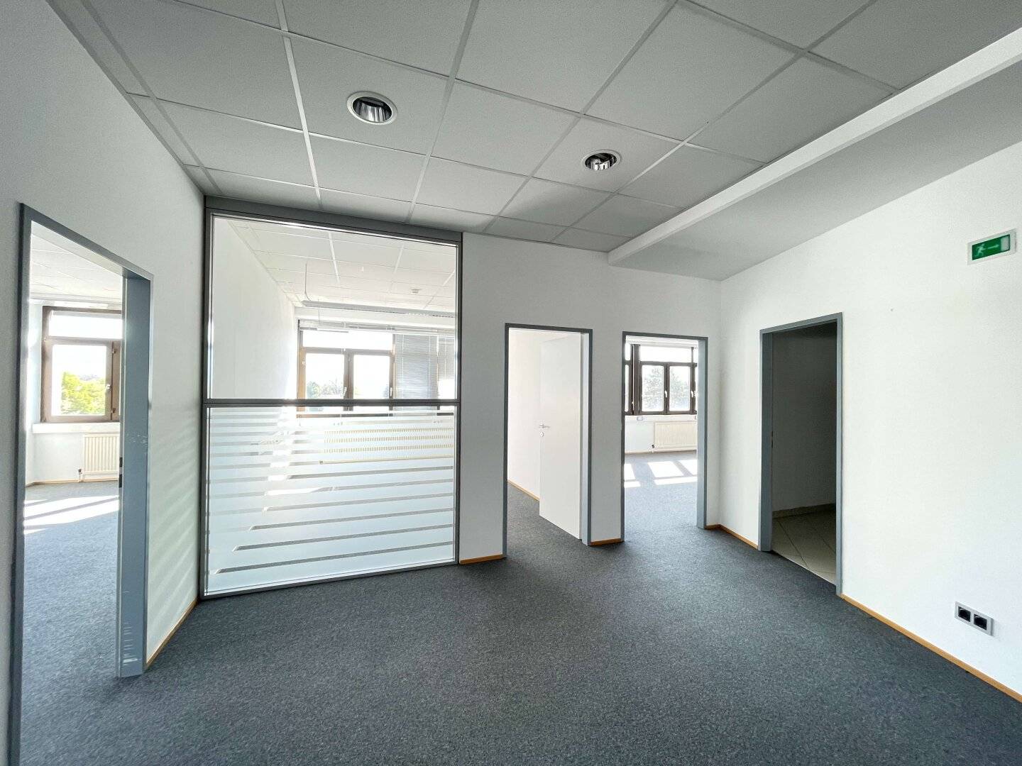 Office between Innsbruck and Hall in Tirol