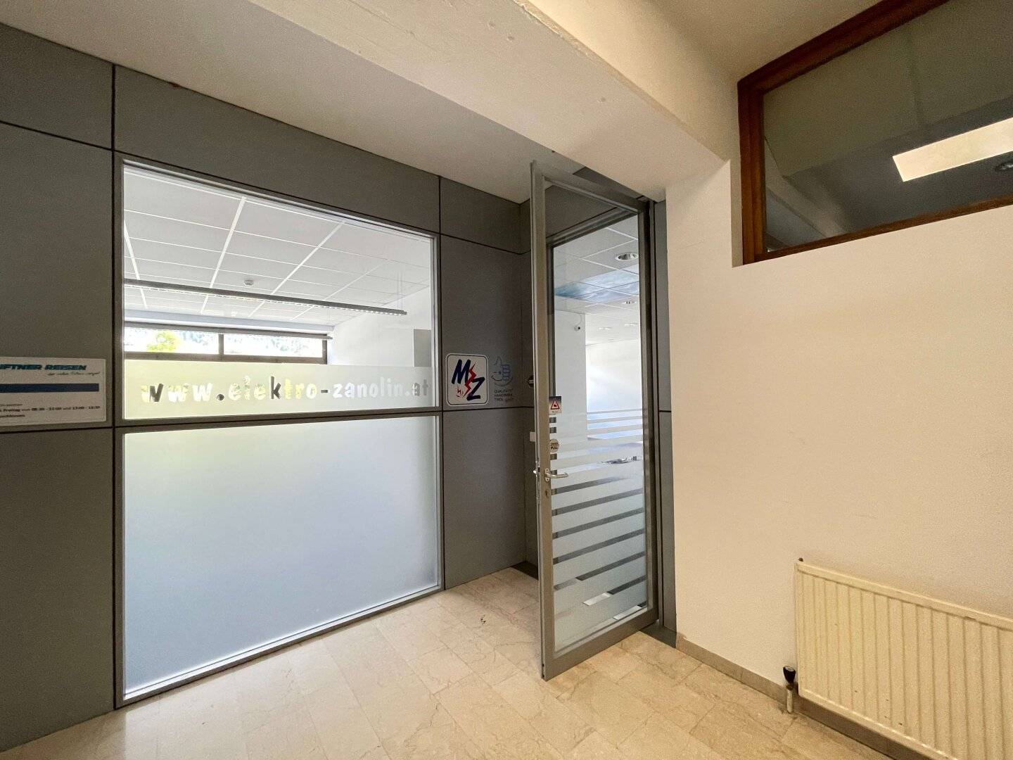 Office between Innsbruck and Hall in Tirol