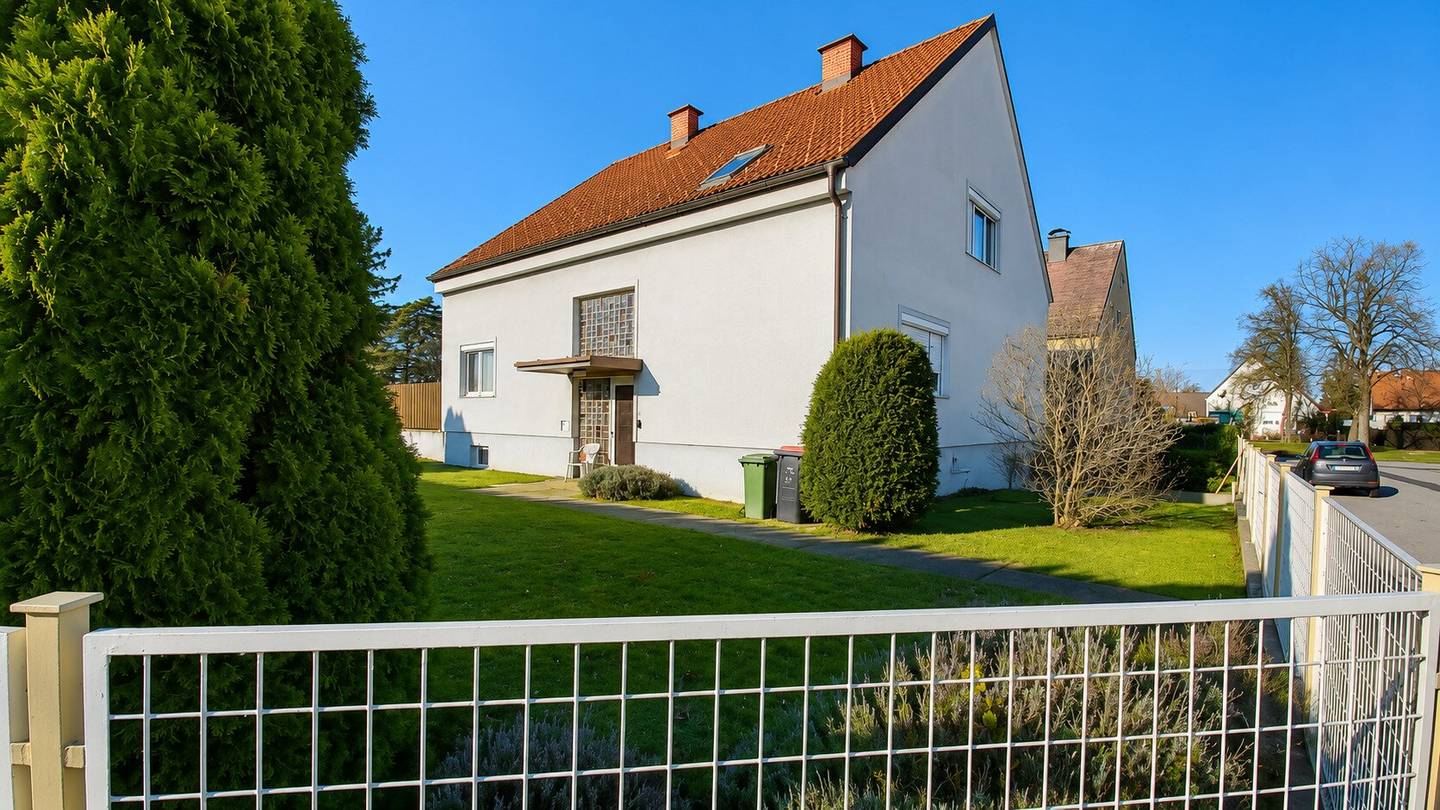Traumhaftes Mehrfamilienhaus in Petronell-Carnuntum – Ihr neues Zuhause wartet!