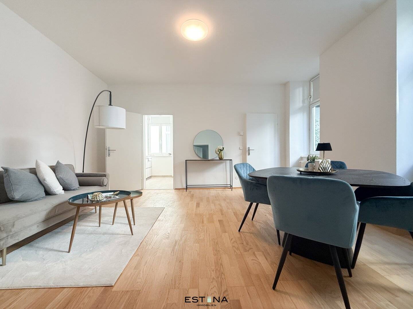 Altbauwohnung mit großem Hofbalkon im beliebten Grätzl zwischen Augarten und Prater