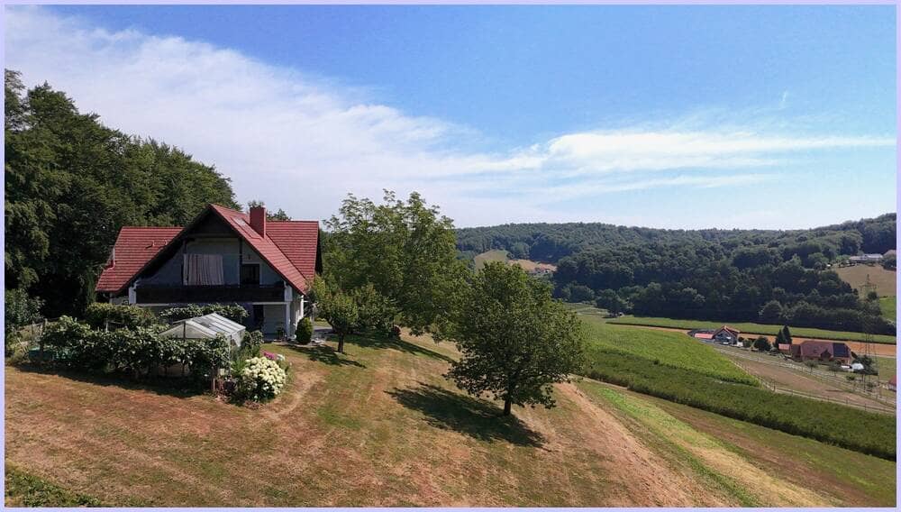 Wohnung in naturnaher Lage mit großem Garten und Terrasse
