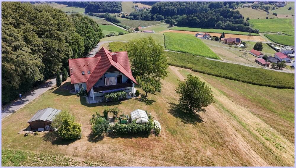 Wohnung in naturnaher Lage mit großem Garten und Terrasse