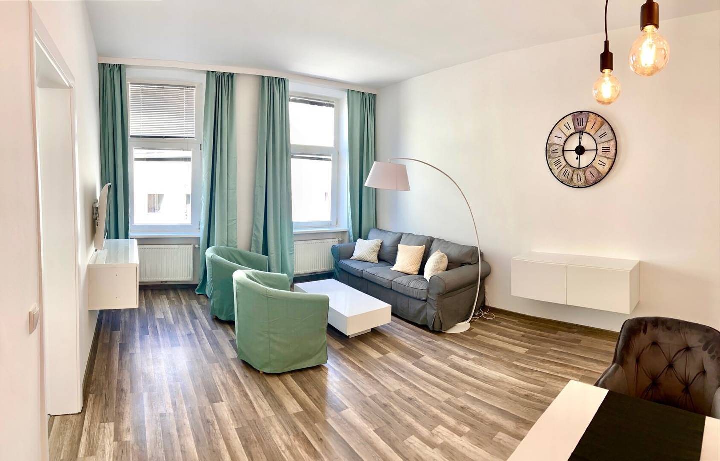3-room period apartment | Fully renovated on 2nd floor | approx. 66 m² | 1110 Wien