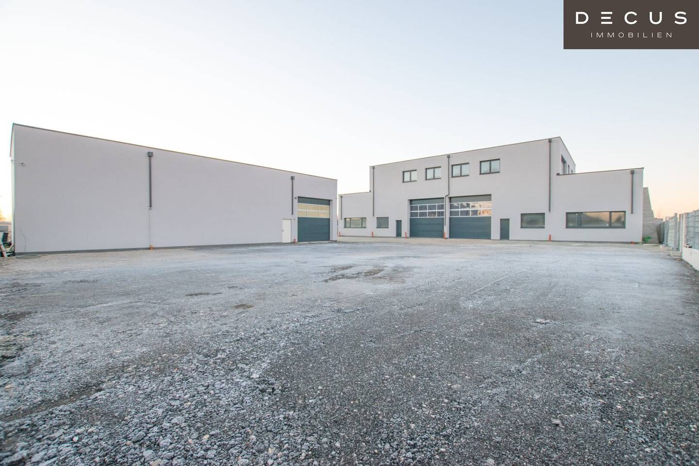 HALLEN | BÜRO | FREIFLÄCHEN | ab sofort in Unterwaltersdorf zur Miete