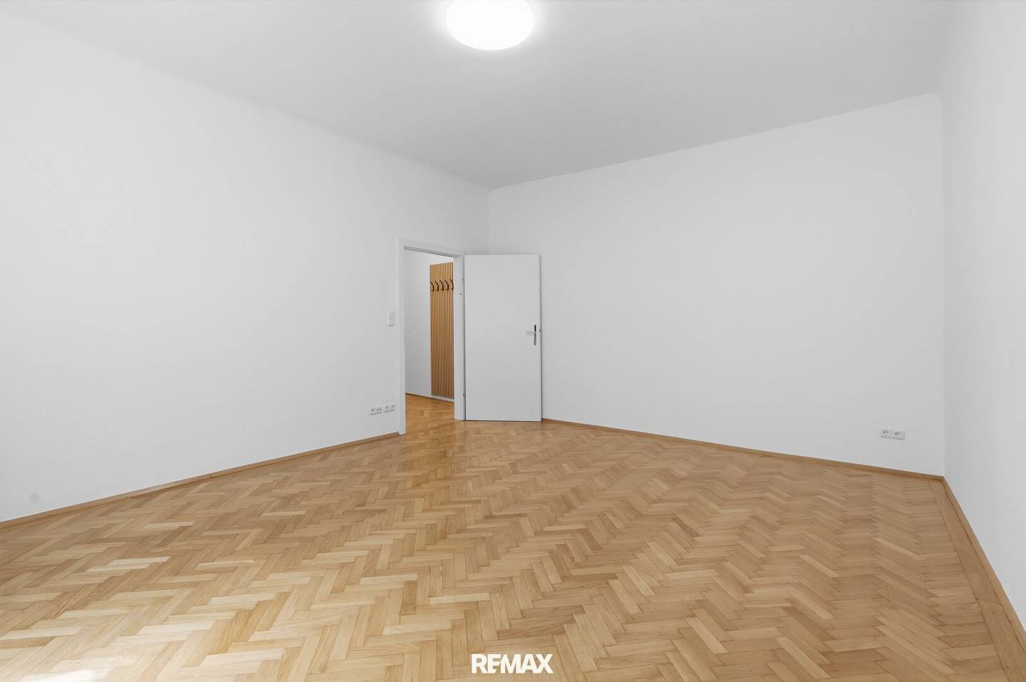 Charmante, neu sanierte 1-Zimmer-Wohnung mit moderner Küche im Herzen Wiens