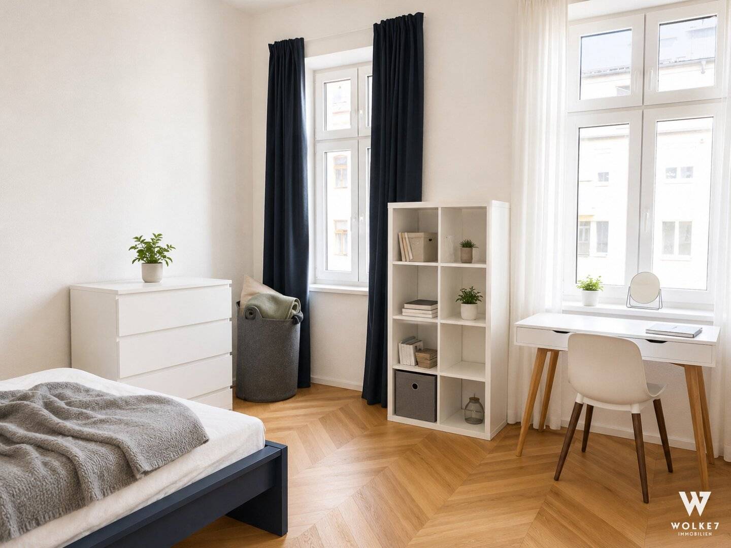 Stilvoll wohnen im Herzen Ottakrings - 2024 vollsanierte und helle Altbauwohnung mit Fischgrätparkett &amp; Lift