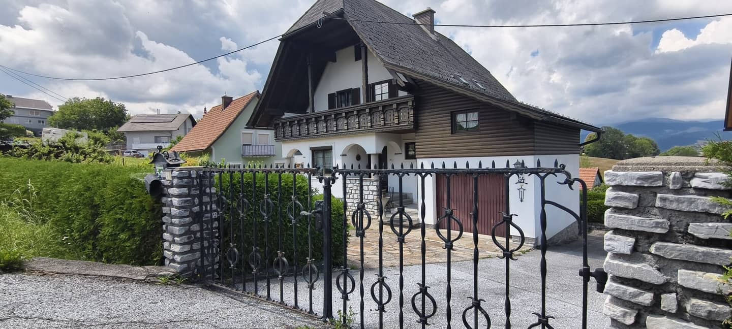 Edelschrott! Nicht jedes Zuhause beginnt mit Perfektion.