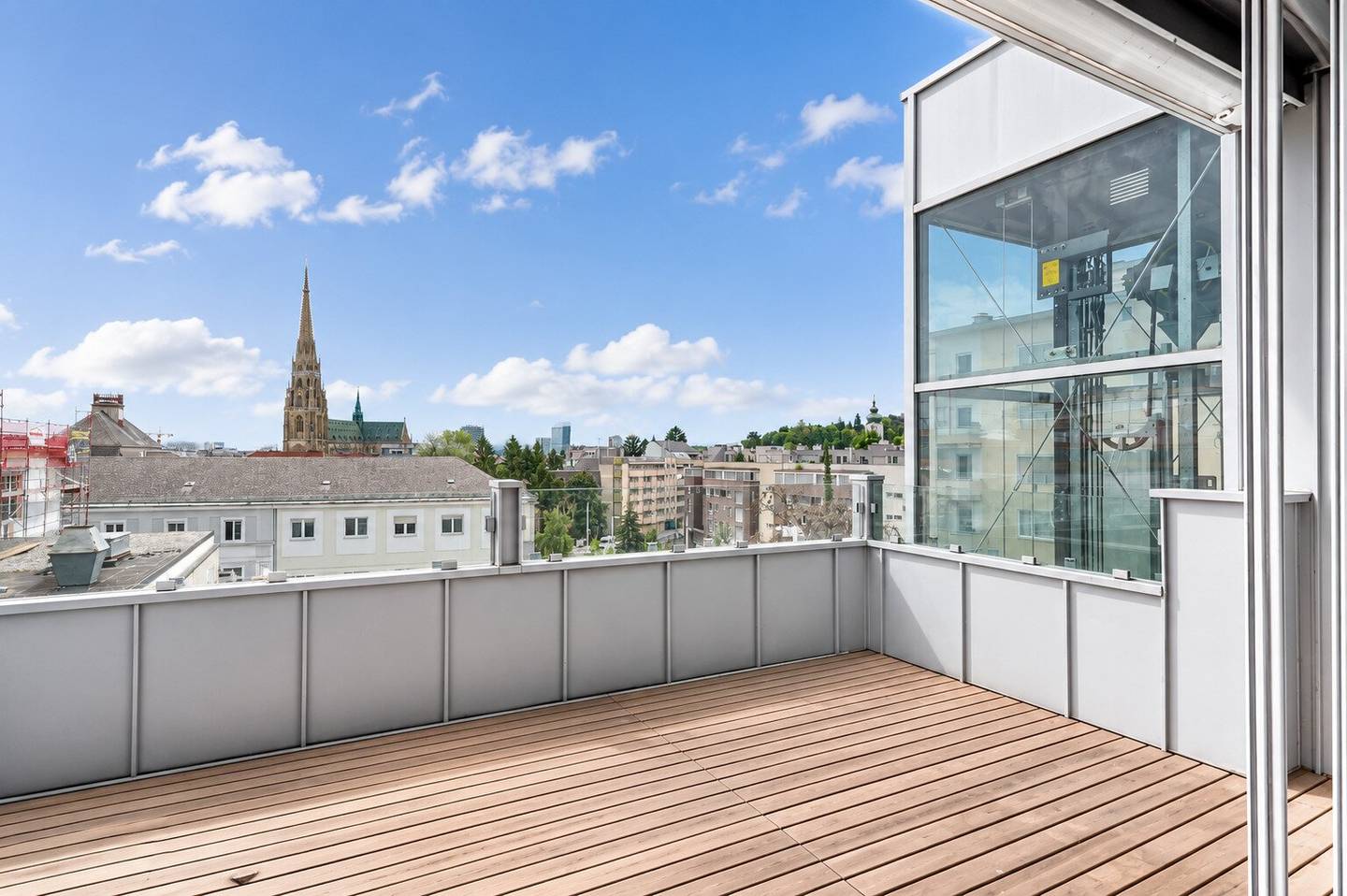 Mit dem Lift direkt in das Penthouse! 4 Zimmer Wohnung mit 2 Dachterrassen