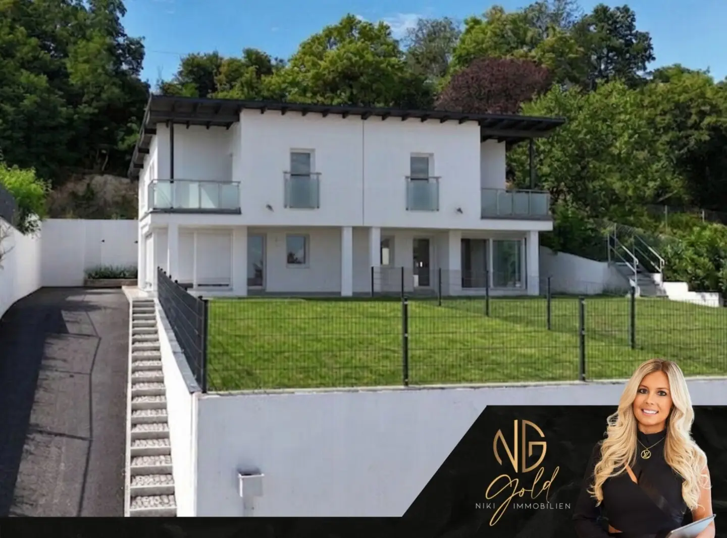 First occupancy - Modern semi-detached house with panoramic view in top location of Eisenstadt