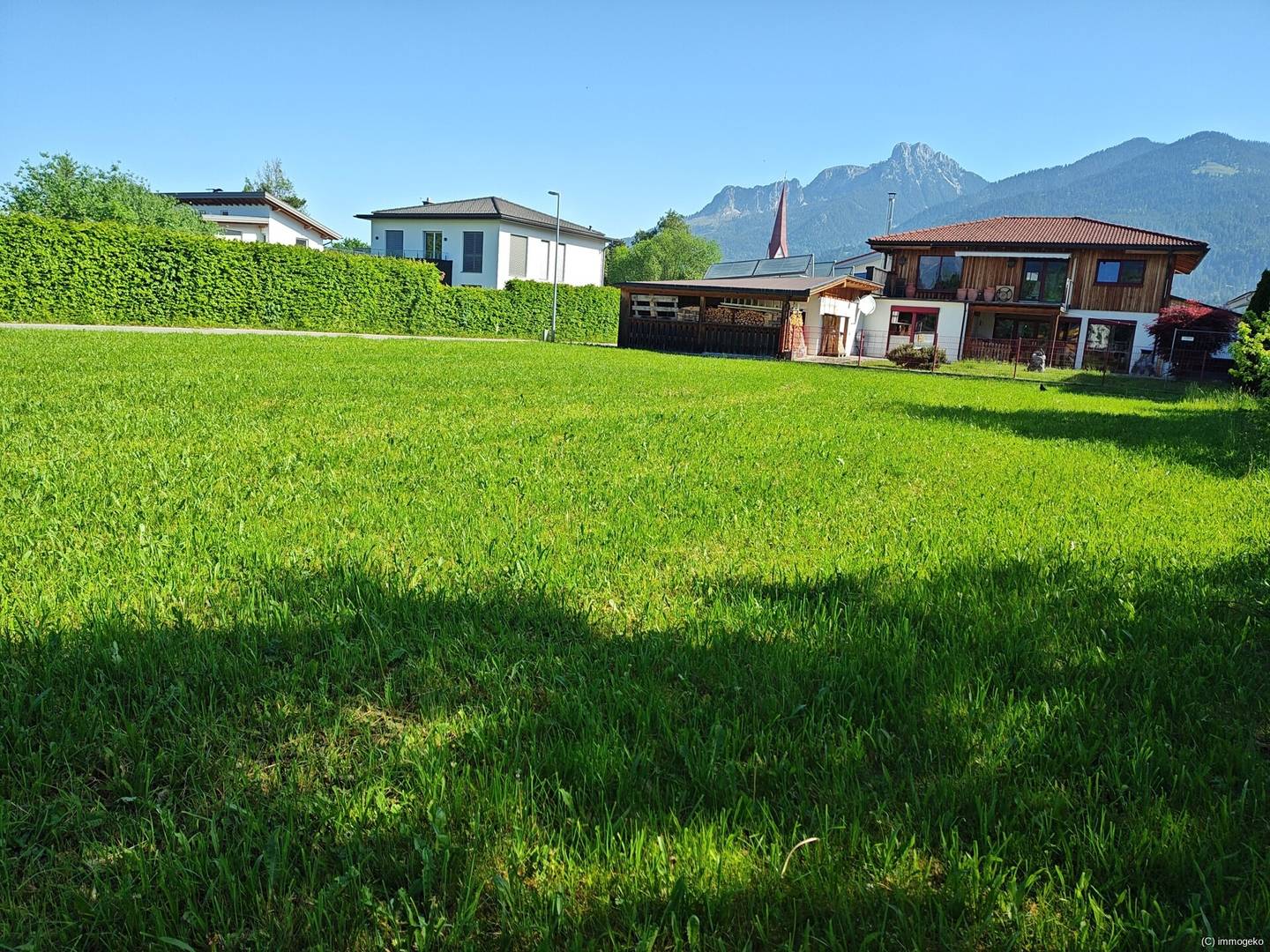 Ruhig gelegene Neubauwohnung nahe Alpentherme mit Bergblick