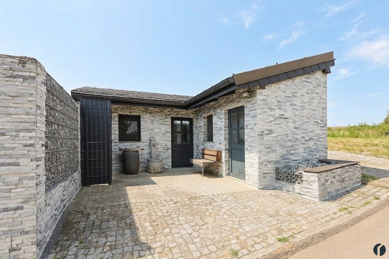 Cellar romance reimagined – exceptional holiday home on the outskirts