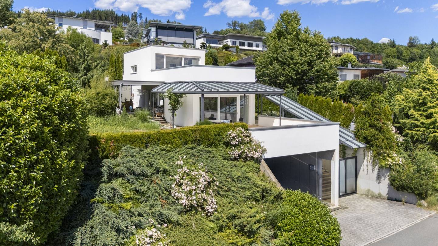 Architektenvilla mit Traumaussicht!