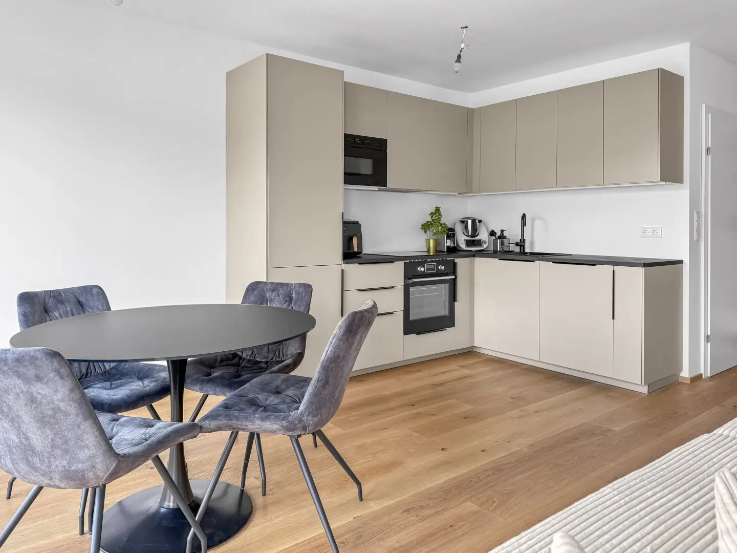 First occupancy! Maisonette Deluxe Apartment with 77.24 m² and balcony in Maria Enzersdorf