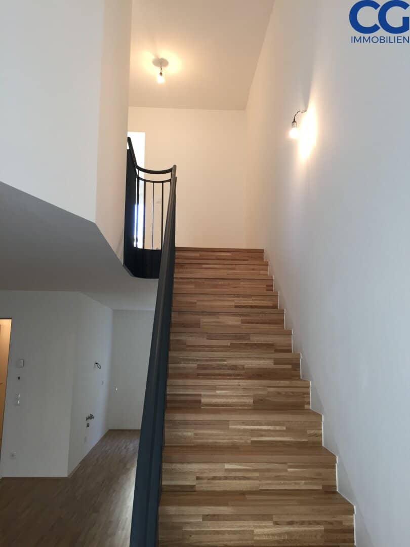 Repräsentative Maisonettewohnung mit Tiefgaragenplatz
