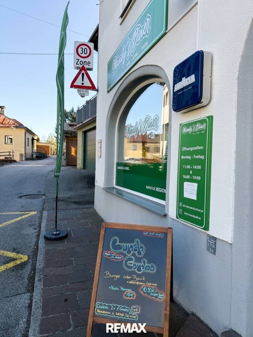 Commercial premises or restaurant in the centre of Straßwalchen