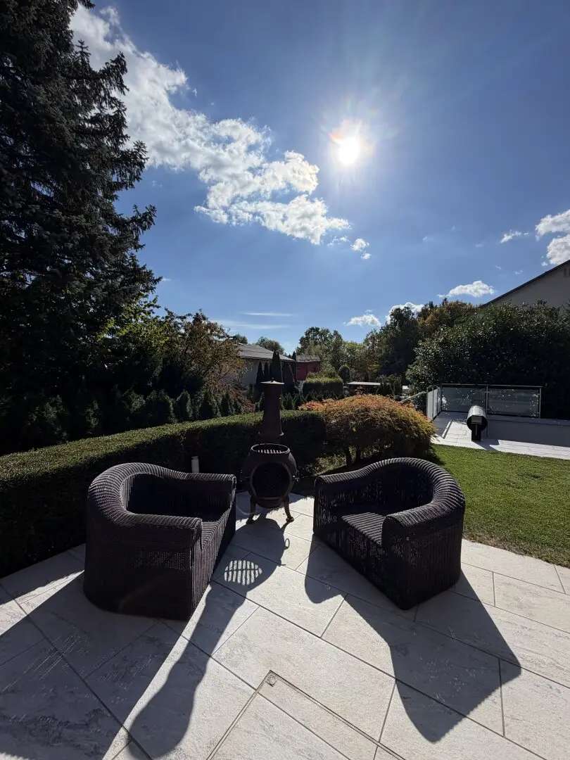 Exclusive designer house with pool and pool house in sunny quiet location of Graz-Andritz