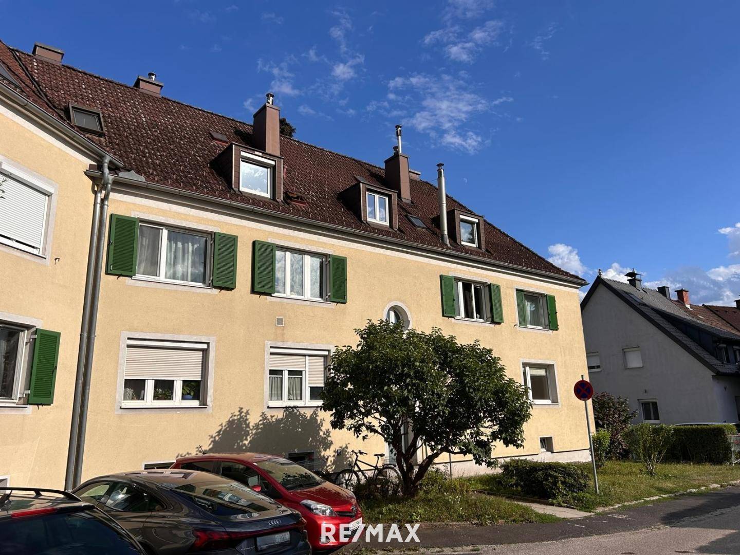 Ruhige Wohnung mit Gemeinschaftsgarten und Kamin