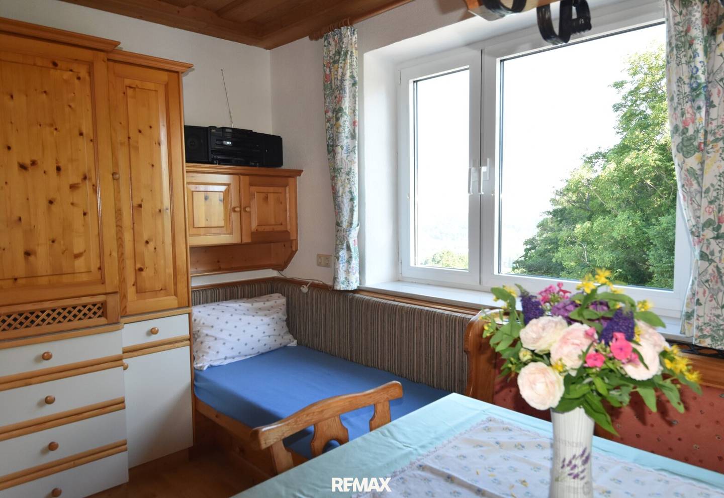Großzügiges Zweifamilienhaus mit traumhafter Aussicht in Sonntagberg