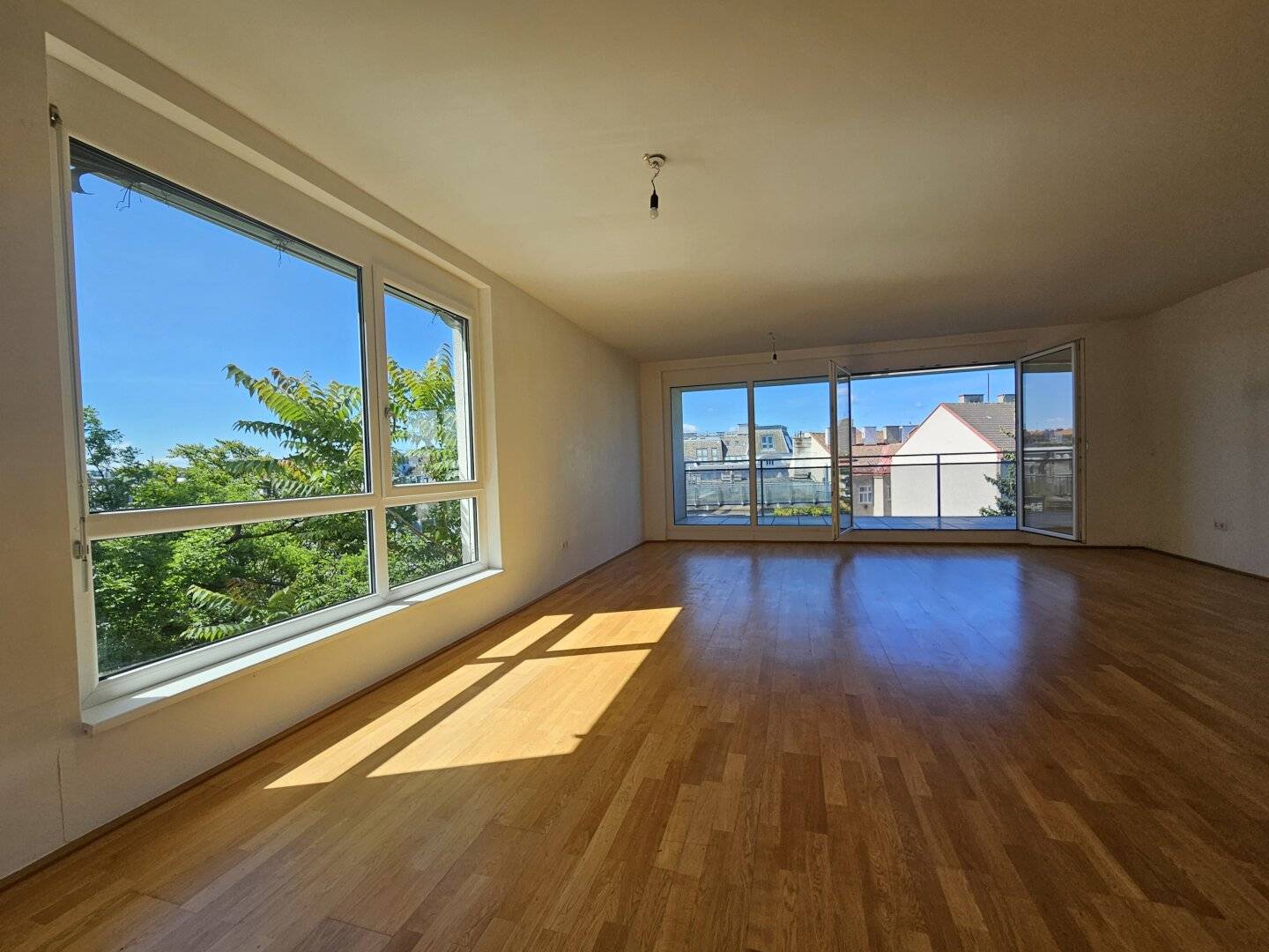 Exclusive Panorama Apartment with Terrace