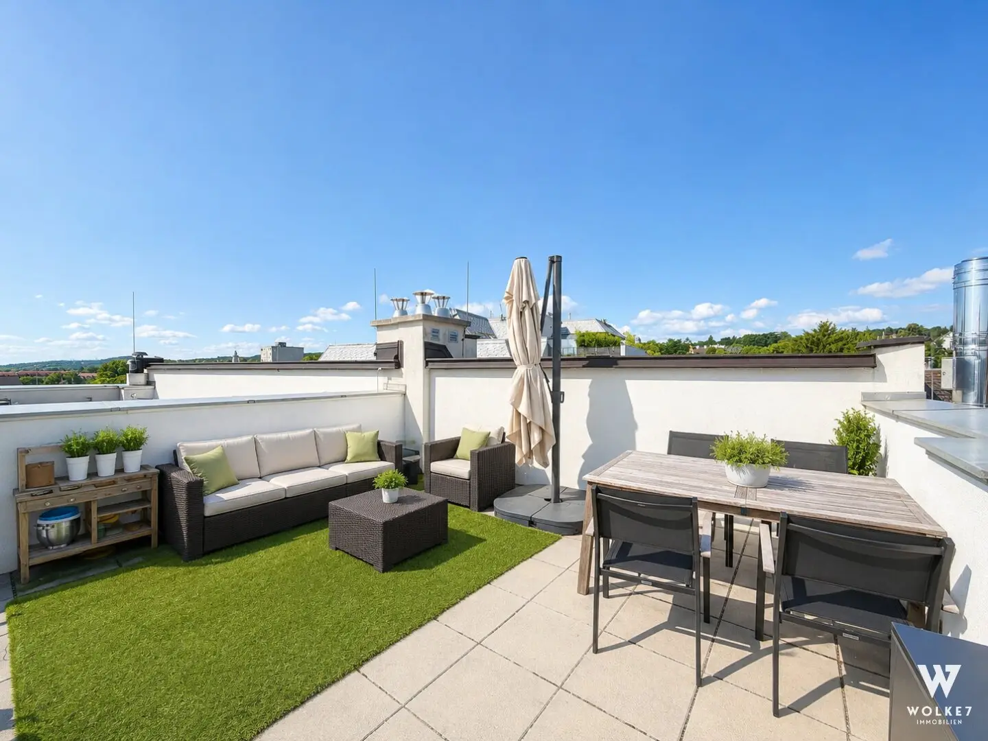 Exclusive 4-room top-floor maisonette apartment with two terraces I air conditioning I elevator
