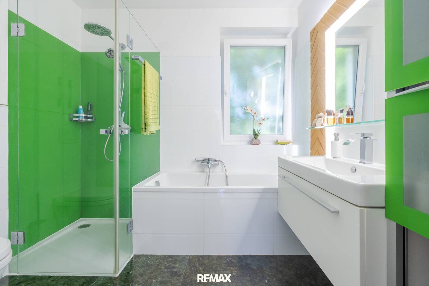 Exklusives Reihenhaus in der SolarCity – Design, Wellness &amp; Wohnkomfort auf höchstem Niveau